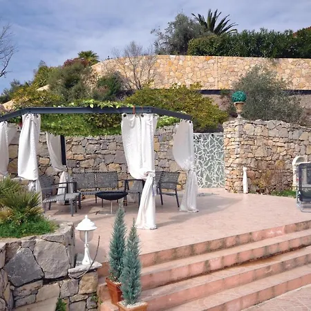 Ferienhaus Pet Friendly In Les Adrets