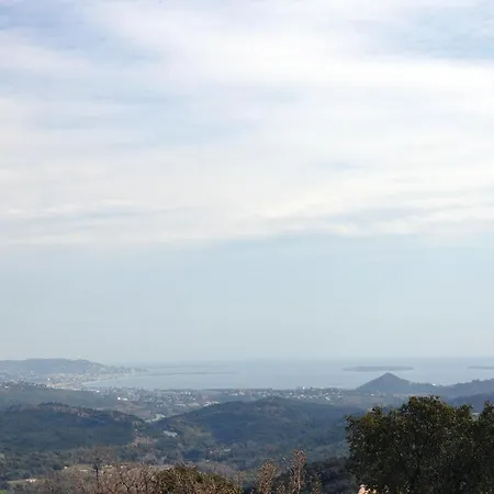 Gorgeous In Les Adrets With Wifi Сasa de vacaciones *