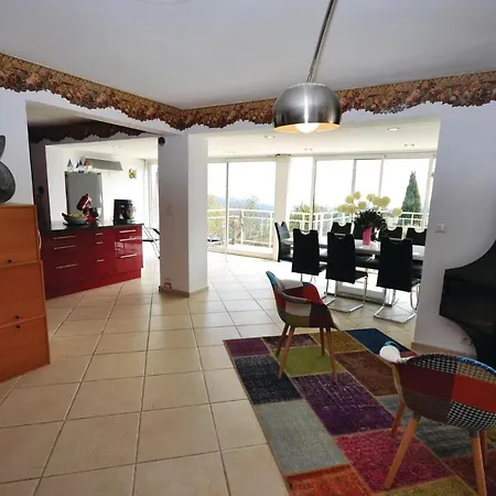 Сasa de vacaciones Gorgeous In Les Adrets With Wifi L'Eglise